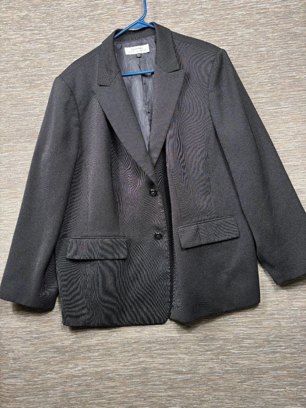 Tahari Blazer Suit Jacket Womens 24W Black Pinstripe Single Breasted Classic
